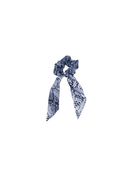 SIMPLY PETALS Graphic Scrunches