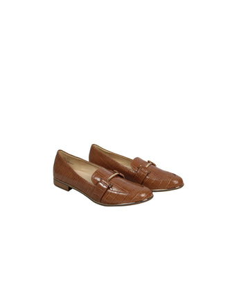 CLAIBORNE Women Leather Ballerina