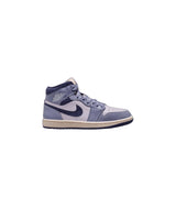 NIKE JORDAN Mid Top Basketball Shoes