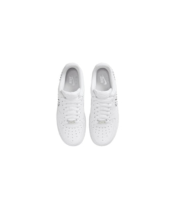 NIKE Women Strauss Logo Stylish Sneaker