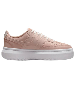 NIKE Women Flat Sneakers