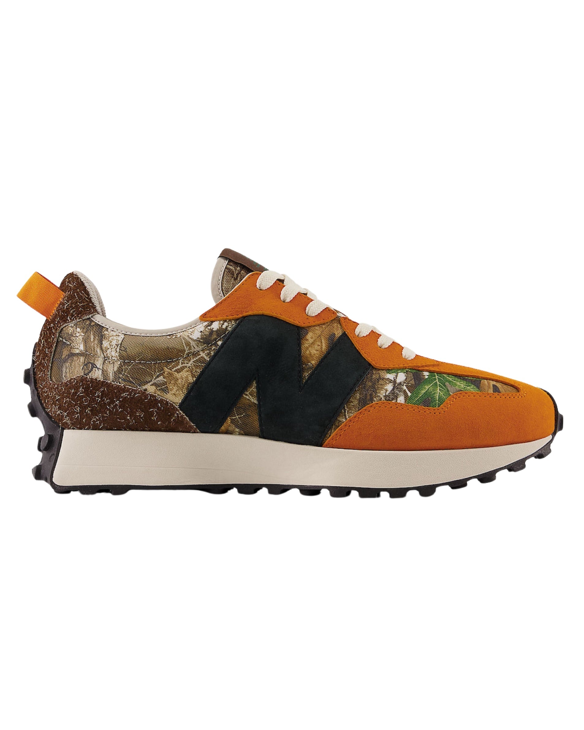NEW BALANCE Men Graphics Sneakers – American Center Outlet