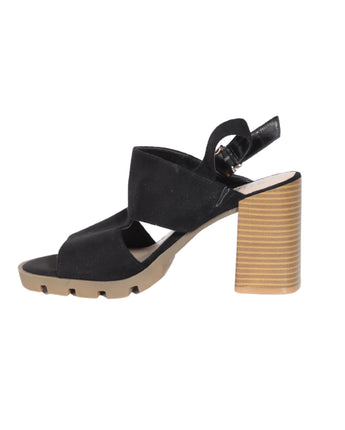 ANA A NEW APPROACH Women Casual Sandal