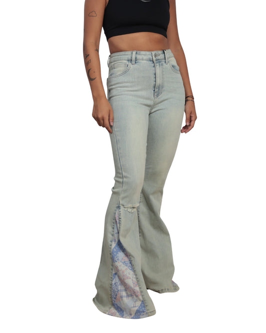 FOREVER21 Women Flare Slim Fit Jeans