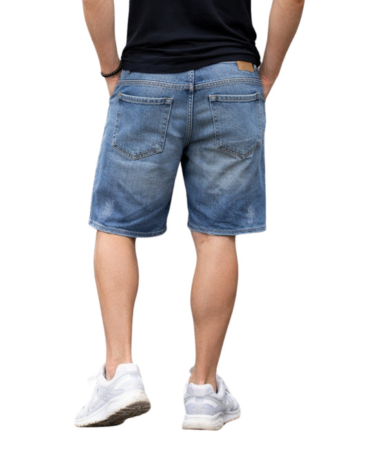DKNY Men Trendy Rip Short