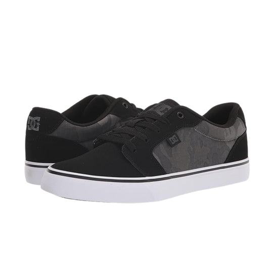 DC Men Anvil Skate Sneaker