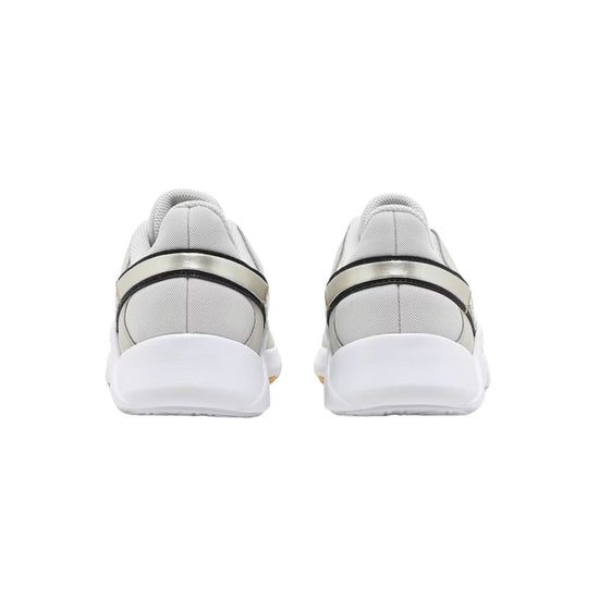 NIKE Women Legend Essential 2 Premium Leopard Sneaker