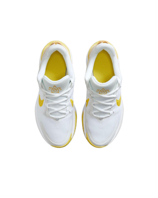 NIKE Boys Star 4 Cross Country Sneaker
