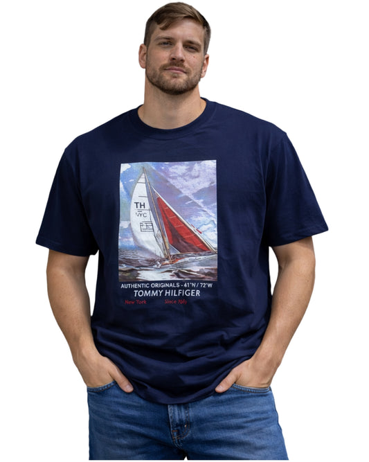 TOMMY HILFIGER Men Graphic Short Sleeve T-Shirt