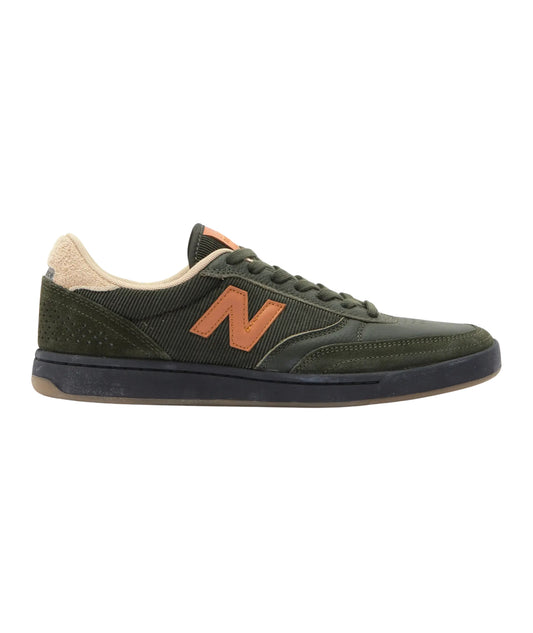NEW BALANCE Men Numeric Sneaker