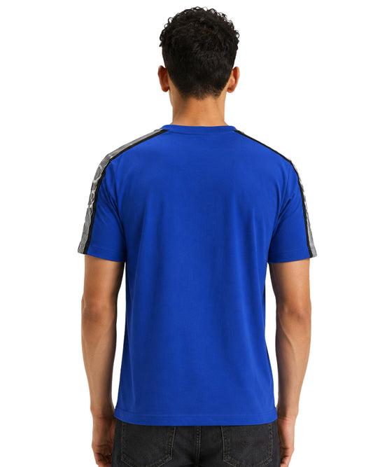 GUESS Men Modern Athletic Inspired Design