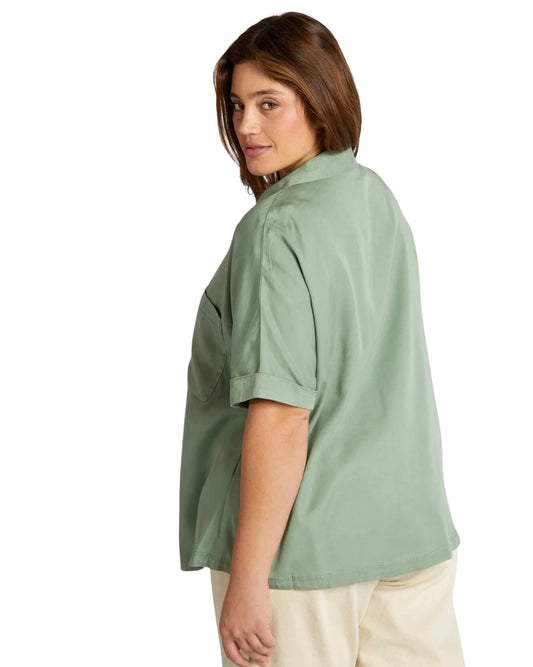 KIABI Women Easy Everyday Styling Shirt