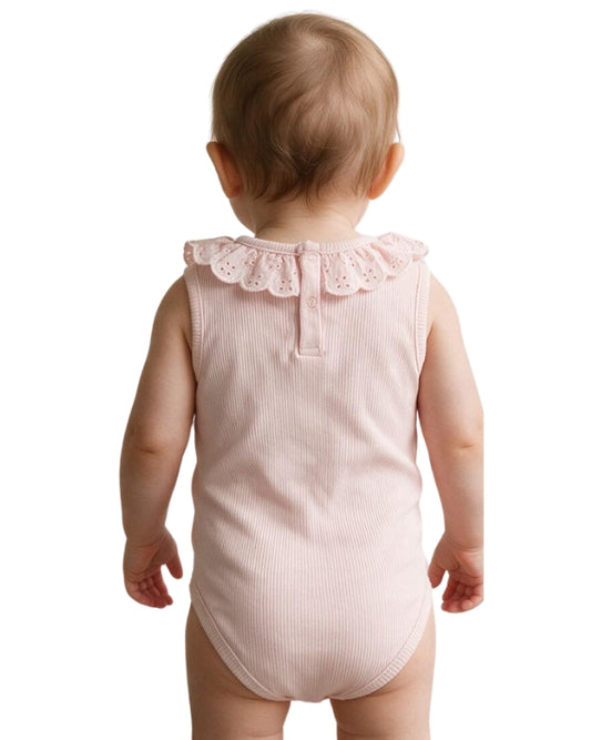 KIABI Baby Girl Eyelet Lace Ruffel Jumpsuit