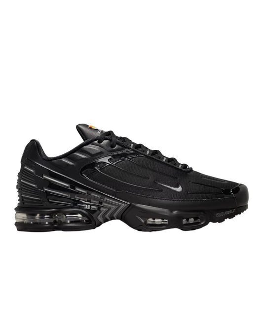 NIKE Men Air Max Plus Sneakers