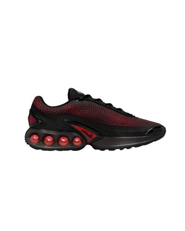 NIKE Men  Air Max Dn Essential Sneaker