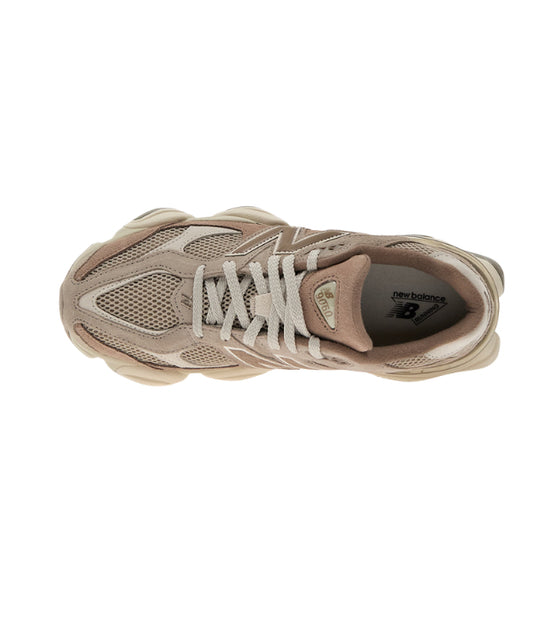 NEW BALANCE Women 9060 Mushroom Sneakers