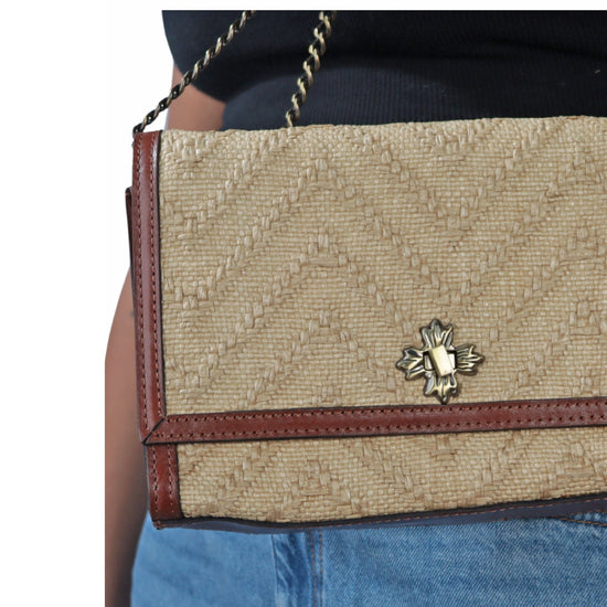 PATRICIANASH Women Wooven Crossbody Bag