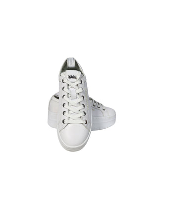 Women Lace Up Sneaker